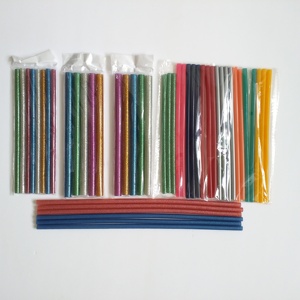 Barra de pegamento de fusión en caliente colorida al por mayor de fábrica 7mm para pistola de pegamento - Product Image 1
