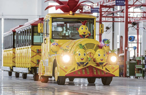 En vente Grand train électrique sans rail pour enfants de 42 à 72 personnes Capacité Garantie à vie Parc à thème extérieur - Product Image 6