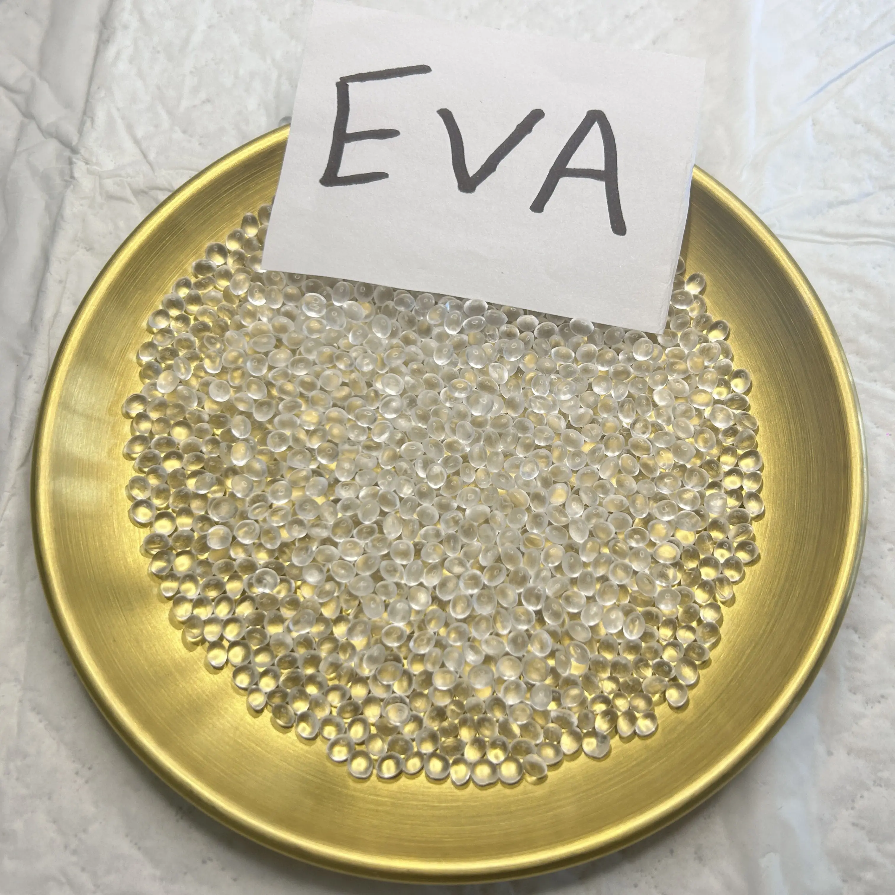הדבקת EVA בצמיגות גבוהה בשימוש בדבק גרגירים תעשייתיים לרהיטים
