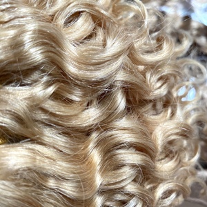 2025 DIY Poupées Extensions de Cheveux Trame de Cheveux de Chèvre 8 ''Longueur Yak Queue Cheveux Bouclés Type - Product Image 3