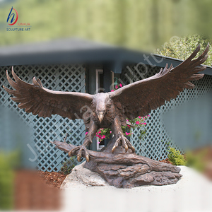 Décor occidental Art Métal Faucon Sculptures Cuivre Bronze Statue D'aigle - Product Image 1
