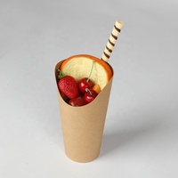 Gobelets jetables en papier kraft de Noël personnalisés porte-frites gaufres aux œufs biodégradables avec avantage UV Utilisation de la boîte d'emballage alimentaire