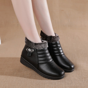 Botas de Invierno para Mujer, Punta Redonda, Tacón Plano, Forradas de Piel, Suela de Goma Antideslizante, Estilo Clásico con Decoración de Diamantes de Imitación - Product Image 4