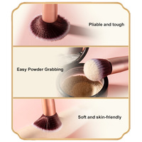 2024 OEM professionnel échantillons gratuits promotionnel blanc rose beauté 14 pièces ombre à paupières Kabuki plat cosmétique maquillage pinceaux ensemble
