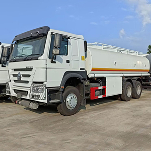 Camion-citerne à huile diesel SINOTRUK HOWO ZZ1257S4641W neuf 6x4 avec une capacité de réservoir en acier de 15001-30000L - Product Image 5