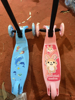 Trottinette Valise Évolutive Enfant LED PU — Scooter Pliant à Roues Lumineuses pour Bébés et Enfants de 2 à 8 Ans