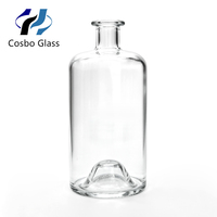 Botol Minuman Keras Kosong dengan Logo Kustom Langsung dari Pabrik, Botol Vodka Gin 200ml 500ml 700ml 750ml, Botol Kaca dengan Penutup untuk Wiski