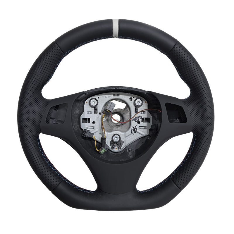 ชุด M + มีรูพาย + หนัง + ตะเข็บลายสีขาว + ฝาครอบ