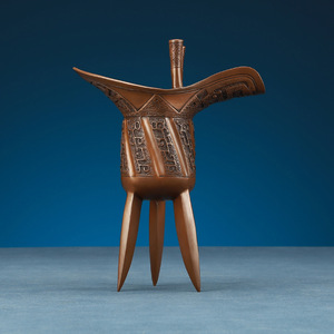 Copa de Vino de Hierro Fundido Color Bronce Púrpura, Diseño Chino Tradicional en Relieve, Regalo Decorativo para Oficina y Hogar - Product Image 1