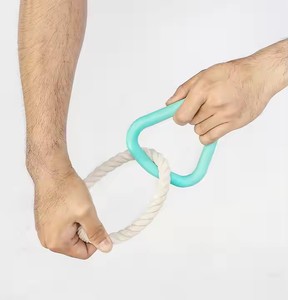 Toptan yüksek kaliteli römorkör savaş köpek oyuncağı oyuncaklar üçgen römorkör <span class=keywords><strong>Pet</strong></span> köpek çiğnemek oyuncak interaktif köpek oyuncaklar listic listic üçgen - Product Image 4