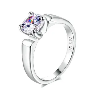 Perhiasan Klasik Kualitas Terbaik Cincin Pernikahan Pertunangan Berlian CZ Lapisan Emas Putih 18K untuk Wanita R053