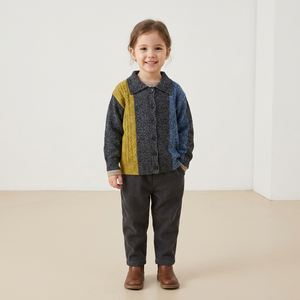 Cardigan à col rabattu pour garçons, en tricot torsadé, avec blocs de couleur et patchwork, fabrication OEM personnalisée - Product Image 2