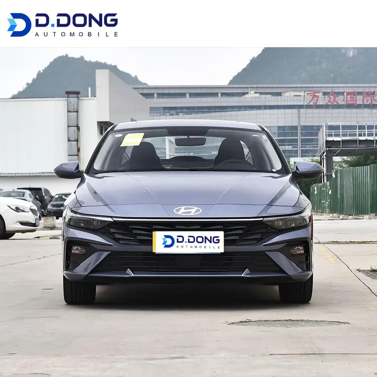 Дешевые компактные автомобили по лучшей цене, производитель Hyundai 2024 Elantra 0 км, недорогой 4-дверный 5-местный автомобиль на чистом бензине