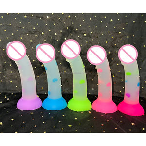 Fabrik Direkt verkauf Glow in the Dark Liebes herzen Weicher Silikon dildo Buntes Sexspielzeug für Frauen Spielzeug für Erwachsene - Product Image 3