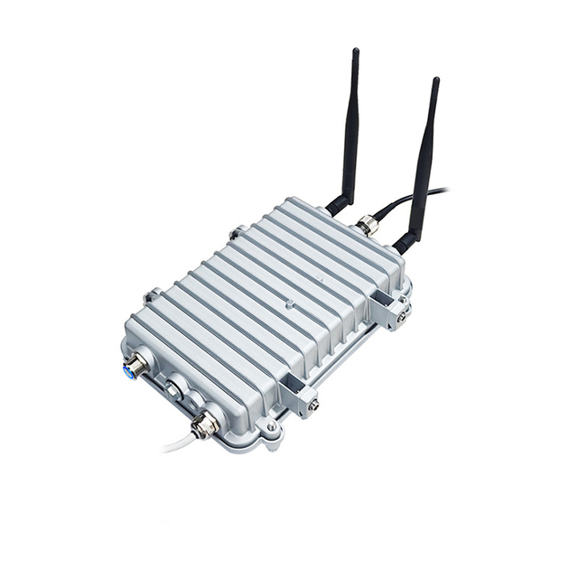 IP67 Waterproof LoRa Outdoor Gateway 4km Coverage 2.4GHz WiFi & LoRa Dual Mode for Industrial IoT Device