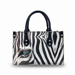 Bolso de Mano para Mujer con Diseño de Ojo de Zebra, Ligero, Personalizado, de Tamaño Pequeño, Informal, Impermeable, Suave, Duradero y con Estilo Moderno - Product Image 5