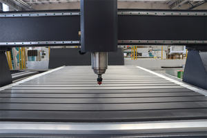 Máquina de Gravação CNC de Alta Qualidade para Madeira e Espuma 4 Eixos - Product Image 5