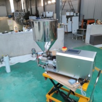 Remplisseuse semi-automatique à rotor à came de petite taille en acier inoxydable 304 avec trémie de 30 L pour bouteilles/pots de miel, confiture, crème – Haute précision