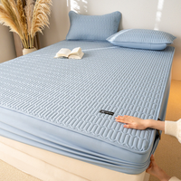 Parure de lit blanche personnalisable en polyester imperméable à prix abordable pour hôtel et maison, comprenant drap-housse et taies d'oreiller