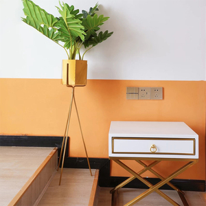 Muebles de <span class=keywords><strong>Hotel</strong></span> de Diseño Moderno Personalizados para Salas de Estar, Dormitorios y Motéis - Juego de Muebles para Habitaciones de <span class=keywords><strong>Hotel</strong></span> <span class=keywords><strong>Boutique</strong></span> con Cama y Sillas - Product Image 5