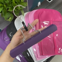 Bolsa de almacenamiento para pelucas de PVC de alta calidad al por mayor con colgador, bolsa de embalaje para extensiones de pelo con logotipo personalizado MOQ bajo