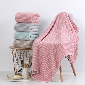 Toalla de Baño de Felpa Coral Jin Ao, 200g+, Gruesa, Absorbente, a Rayas, para Uso en Casa o Playa - Product Image 1