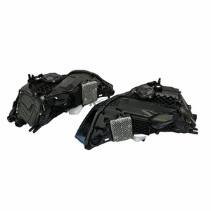 ชุดไฟหน้าสำหรับ A7 C8/C7 ปี 2010-2025, ซ้าย/ขวา ไฟหน้าแบบ Full LED Adaptive Matrix Laser รุ่น OE 4K0941033 / 4K0941034 คุณภาพสูง - Product Image 6