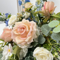Bouquet de fleurs artificielles en forme de boule, centre de table décoratif en fleurs blanches