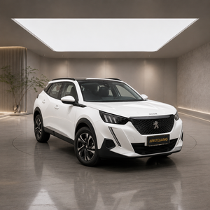 <span class=keywords><strong>Peugeot</strong></span> 2008 230THP the ONE 1.2T Automatic LHD SUV Compatto a Benzina con Interni in Pelle, Cerchi R17, Telecamera, Basso Chilometraggio, <span class=keywords><strong>Auto</strong></span> Usata del 2021 - Product Image 3