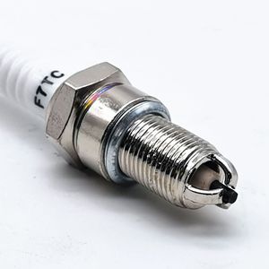 F7TC Spark <b>Plug</b> Gasoline Engine <b>Replacement</b> For Kawasaki Industrial Equipment Copper Core - Product Image 2
