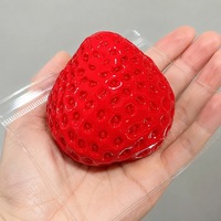 Jouet 3D anti-stress fait main en silicone souple et brillant en forme de grande fraise mignonne, de haute qualité, inspiré de Xiaohongshu