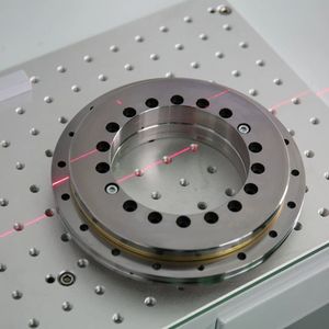 Cuscinetto girevole a rulli incrociati in acciaio per tavola rotante YRT50 con lubrificante - Product Image 2