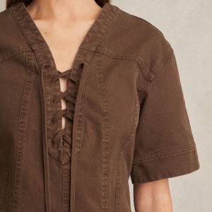 กระโปรงเดรสยีนส์สั้นแต่งโลโก้แบบพิเศษ สไตล์ Y2K สำหรับฤดูร้อน แฟชั่นสตรีทแวร์ ดีไซน์เก๋ แขนสั้น ผูกเชือก - Product Image 2