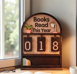 Sculpture décorative en bois pour lecteur de bureau, idéale pour la comptabilité des statistiques de livres - Product Image 1