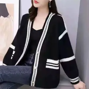 한국 의류 화이트 블랙 컬러 자카드 V 넥 모헤어 스웨터 여성 대형 가디건