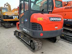 Mini-pelle DH60-7 Doosan Équipement agricole domestique d'occasion en excellent état Mini-pelle d'occasion Doosan - Product Image 2
