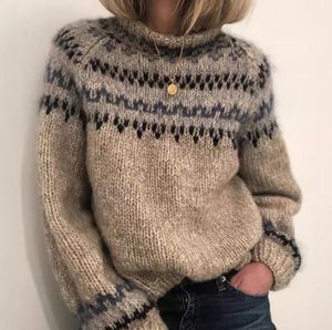 Maglione Pullover largo da donna a mezza <span class=keywords><strong>dolcevita</strong></span> per l'inverno con Logo frontale - Product Image 6