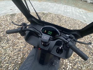 Nieuwe Bajaj E Riksja Volwassen Mini Bus <span class=keywords><strong>3</strong></span> Wiel Driewieler Ouderen Gebruik Kleine Elektrische Motorfiets Te Koop Van Qs Fabriek - Product Image 4