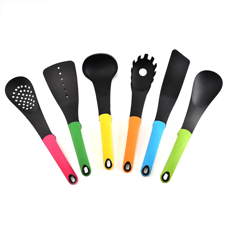 Accessori per supporti rotanti di alta qualità Set di utensili da cucina in Nylon con accessori per utensili da cucina set di utensili da cucina in Nylon
