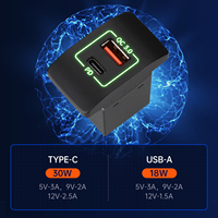 Chargeur de Voiture Universel 12/24V à Interrupteur Carré Intégré avec Double Port USB + Type-C et Lampe LED pour Conversion de Voiture, Charge Rapide pour Téléphone