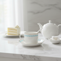 Ensemble tasse à thé et soucoupe en porcelaine fine de style européen, bordure or et rouge, avec cuillère, vente en gros, écologique, cadeau de mariage, logo personnalisé