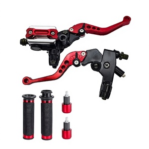 Accesorios Modificados para Motocicleta: Maneta de Embrague CNC de Aleación de <span class=keywords><strong>Aluminio</strong></span> 7/8, Bomba de Freno Superior, <span class=keywords><strong>Puerta</strong></span> de Reabastecimiento y Combinación de Manetas de Giro - Product Image 1