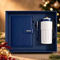 Nouveauté : Coffret Cadeau Thème Noël avec Tasse Isotherme, Stylo Signature et Carnets Personnalisables A5 pour Étudiants