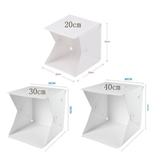 <span class=keywords><strong>Mini</strong></span> caja <span class=keywords><strong>de</strong></span> luz LED portátil <span class=keywords><strong>para</strong></span> <span class=keywords><strong>estudio</strong></span> fotográfico <span class=keywords><strong>de</strong></span> 20/30/40cm, caja <span class=keywords><strong>de</strong></span> luz plegable alimentada por USB <span class=keywords><strong>para</strong></span> fotografía <span class=keywords><strong>de</strong></span> <span class=keywords><strong>productos</strong></span> - Product Image 1