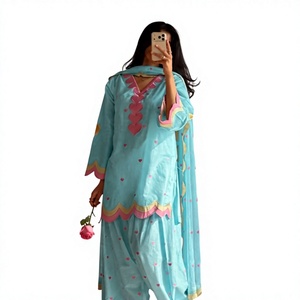 Nuevo Conjunto de Salwar Dupatta para Mujer, Diseño de Diseñador, Bordado con Lentejuelas, Reversible, Largo Regular, en Chanderi, Sin Arrugas - Product Image 1