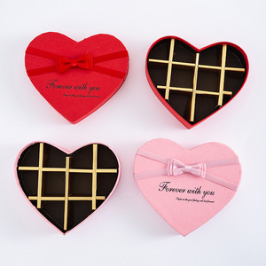 Caja de Regalo de Chocolate en Forma de Corazón Rosa Personalizada, Caja de Regalo de San Valentín con Listón - Product Image 1