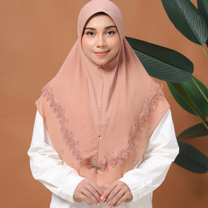 Zifeng OEM Hijab en Chiffon Haut de Gamme Respirant et Tendance pour l'Été, Couleur Unie, Ornements en Strass, Style Moyen-Orient Musulman - Product Image 4