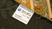Tapis Shufu Moderne Abstrait Brillant en Polyester à Poil Moyen, Fabriqué à la Machine, Anti-Allergique, Antidérapant, Facile à Nettoyer, Durable, pour Sol