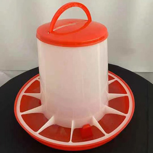 Mangeoires et abreuvoirs en plastique pour volailles, baril blanc avec fond rouge, abreuvoir automatique pour poulets, mangeoire automatique pour poulets à vendre - Product Image 2
