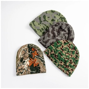 Gorros de <span class=keywords><strong>Invierno</strong></span> Personalizados al por Mayor, Gorro de Jacquard, Gorro de Camuflaje, Gorro de Acrílico Suave y Transpirable para <span class=keywords><strong>Hombre</strong></span> y Mujer - Product Image 2